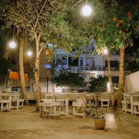 Celestial Inn มิริสซา ภายนอก รูปภาพ