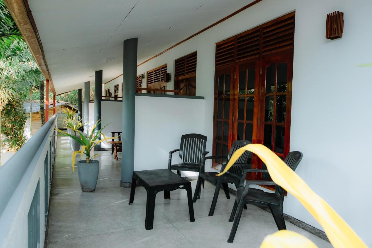 Celestial Inn มิริสซา ภายนอก รูปภาพ