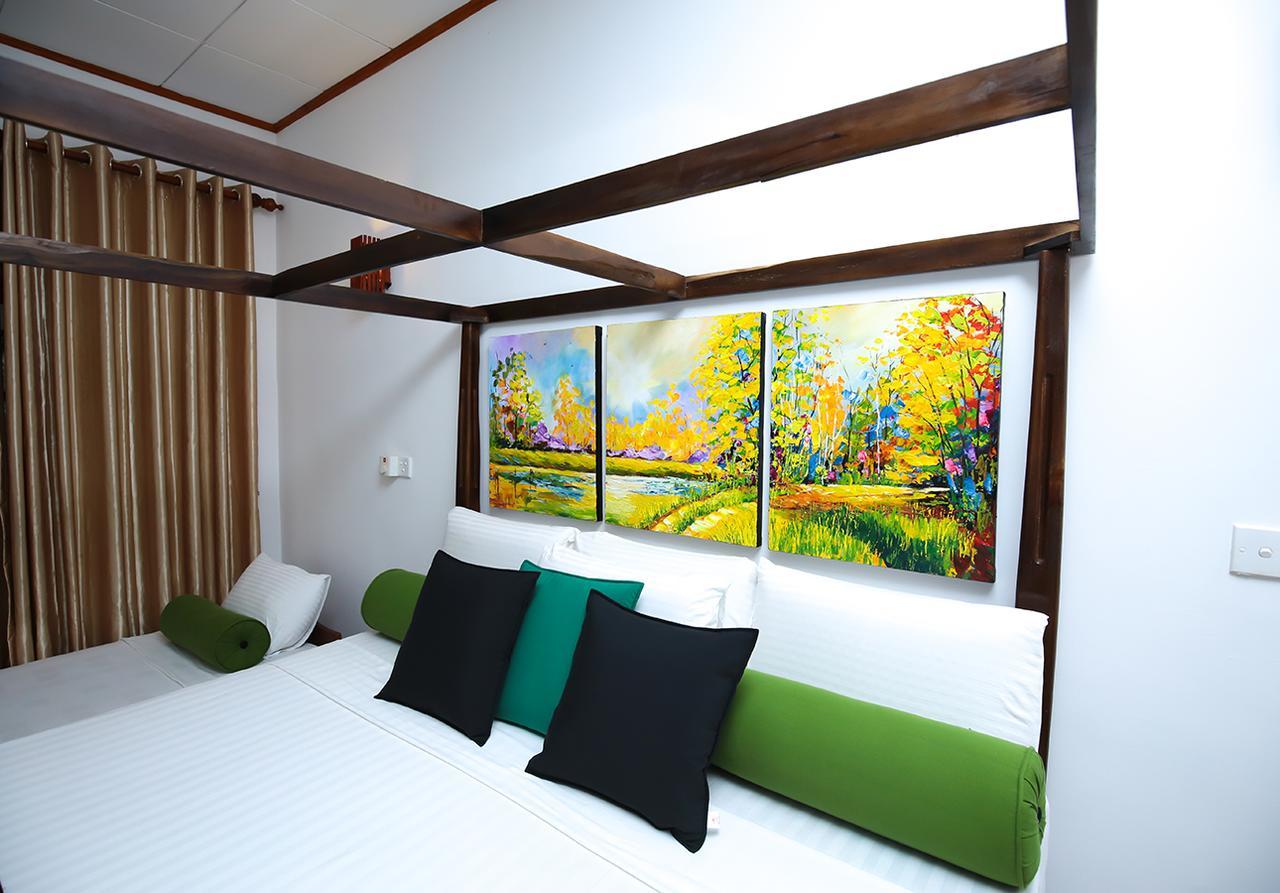Celestial Inn มิริสซา ภายนอก รูปภาพ