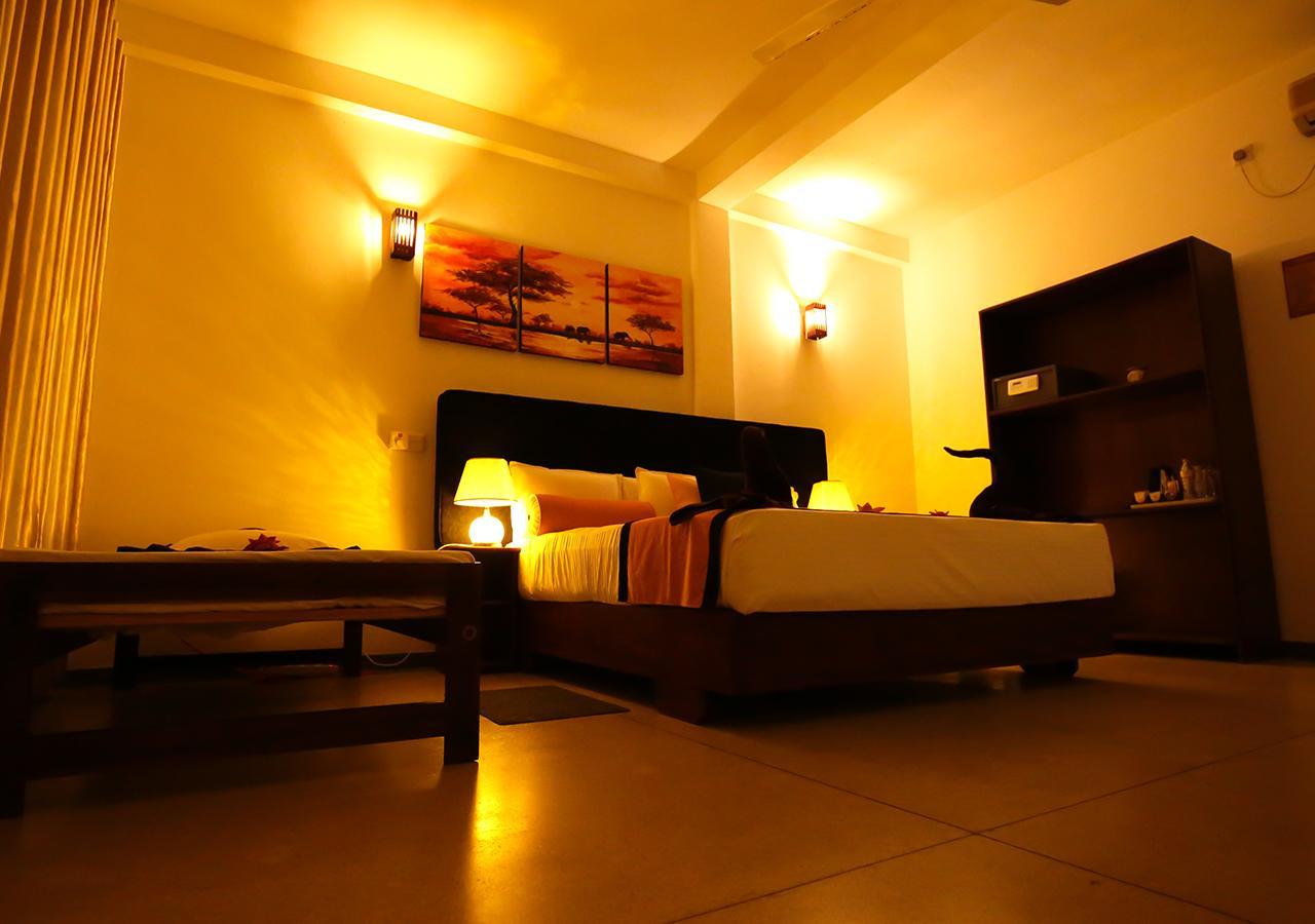 Celestial Inn มิริสซา ภายนอก รูปภาพ
