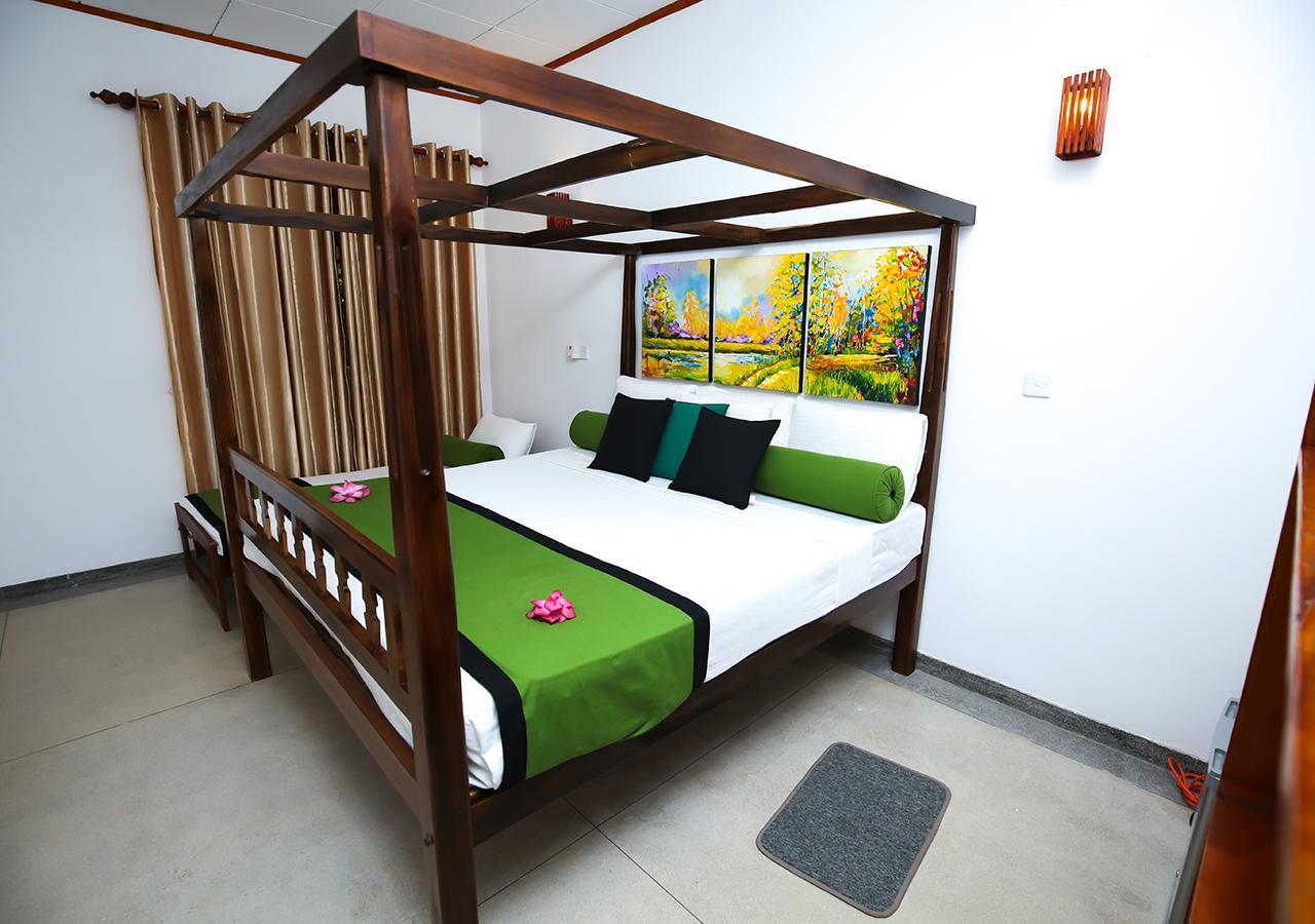 Celestial Inn มิริสซา ภายนอก รูปภาพ